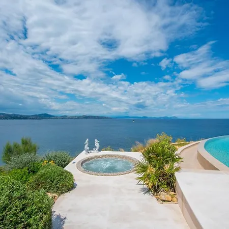 לינה וארוחת בוקר Great Wil Big Garden, Private Pool And Sea View *